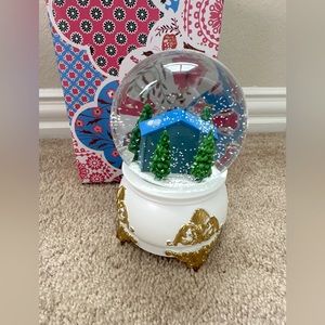 Taylor Swift Lover House Snow Globe New In Box